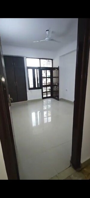 Room in 3 BHK Apartment at Jkg Amba G Residency, Ahinsa Khand 2 – for Sale