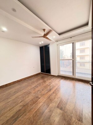 Room in 3 BHK Builder Floor at Palm Residency Chhatarpur, Chattarpur – for Rent