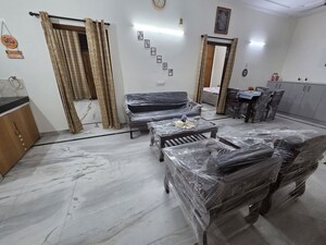 Living Room in 2 BHK Builder Floor at Sector 15 – for Rent