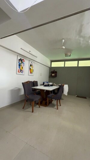 Team Area in 3 BHK Apartment at Kheni Tower, Santacruz East – for Rent