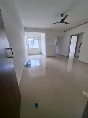 Building Lobby in 1 BHK Apartment at Siddharth Windcrest, Prabhadevi – for Sale