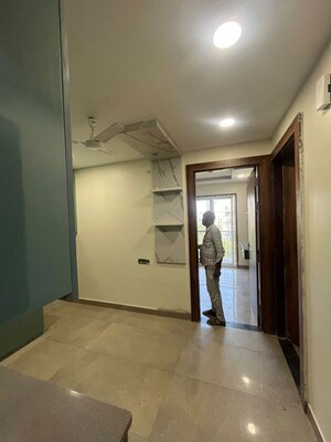 Room in 2 BHK Builder Floor at Sector 57 – for Rent
