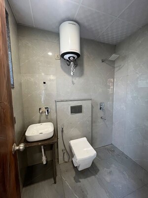 Bathroom in 2 BHK Builder Floor at Sector 57 – for Rent