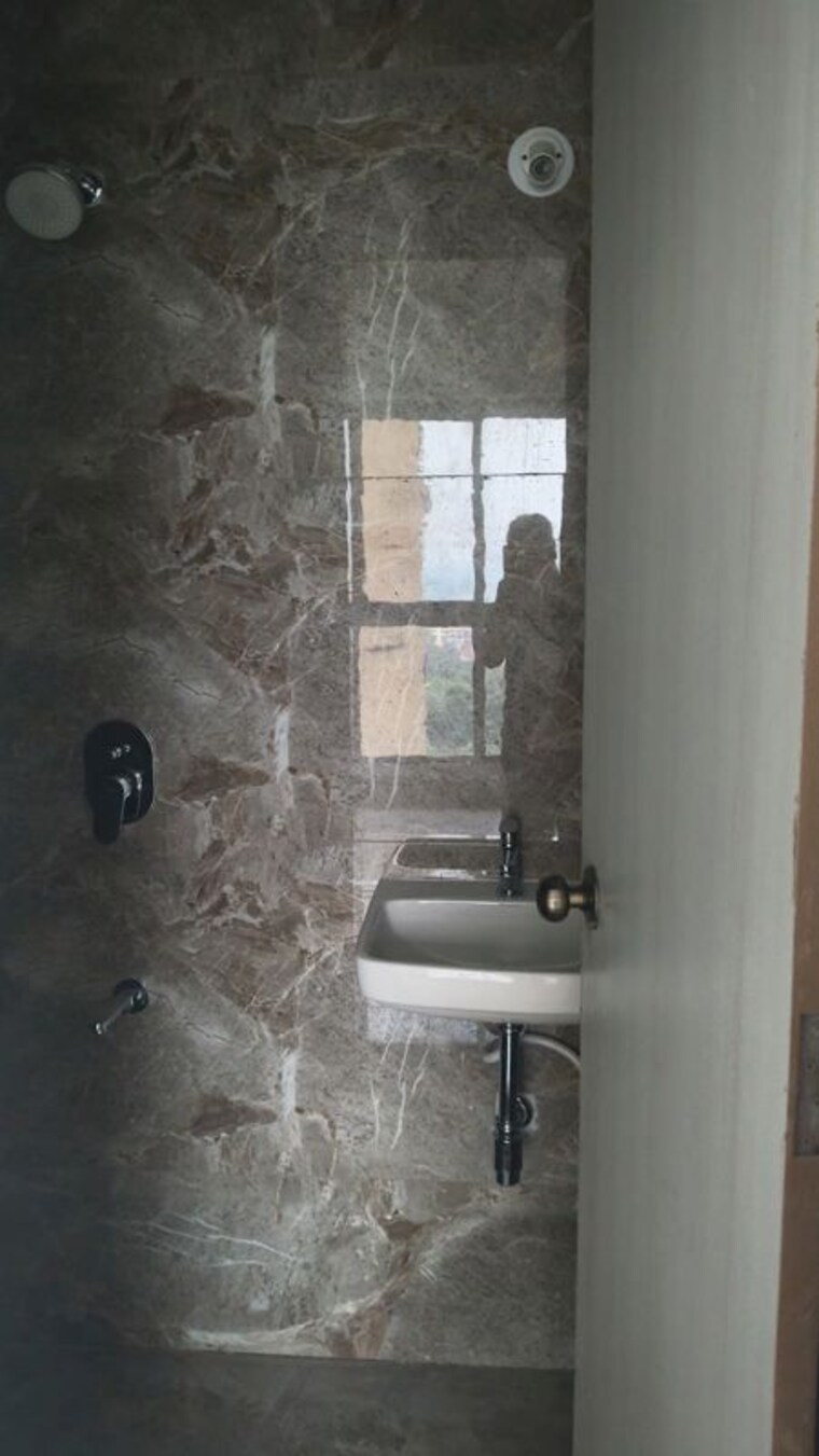 Bathroom, shraddha-vardaan 1 Bedroom 455 Sq.Ft. Apartment In Bhandup West Mumbai 10778680