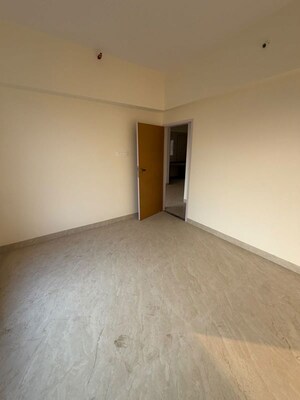 Room in 2 BHK Apartment at Yash Supriya, Dadar East – for Sale