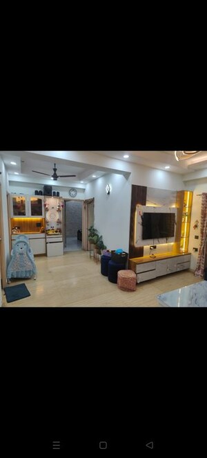 Living Room in 2.5 BHK Apartment at Mahagun Moderne, Sector 78 – for Rent