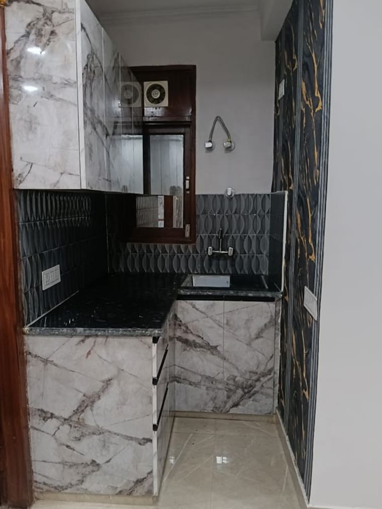 Washroom, neb sarai 1 Bedroom 425 Sq.Ft. Builder Floor In Neb Sarai Delhi 10778741