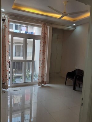 Living Room in 3 BHK Builder Floor at Vip Road – for Rent