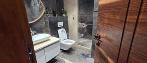 Bathroom in 6+ BHK Villa at Niti Khand ii – for Sale