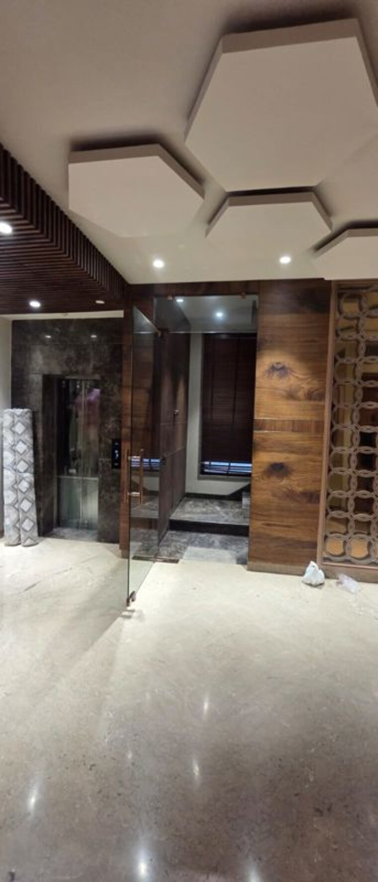 Living Room, niti khand ii 6+ Bedroom 205 Sq.Yd. Villa In Niti Khand ii Ghaziabad 10778802