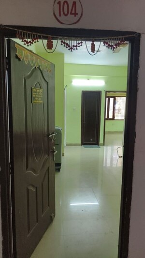 Room in 6 BHK Independent House at Mahmoorganj – for Sale