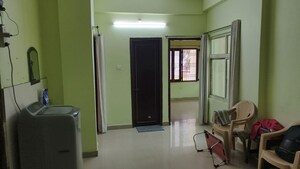 Living Room in 6 BHK Independent House at Mahmoorganj – for Sale