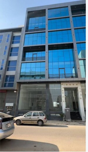  Showroom For Sale in Defence Colony