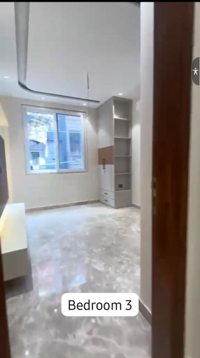 Room, pitampura 2 Bedroom 84 Sq.Yd. Builder Floor In Pitampura Delhi 10778891