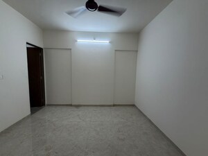 2 BHK Apartment For Rent in Swastik Park, Chembur