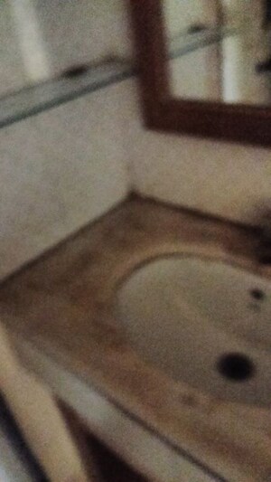 Furnished Amenities in 1 BHK Apartment at Mira CHS, Guru Nanak Nagar – for Rent