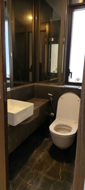 Bathroom in 4 BHK Apartment at Lodha The Park, Worli – for Rent