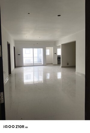 Room in 2 BHK Apartment at Vision Lake Front, Kompally – for Sale