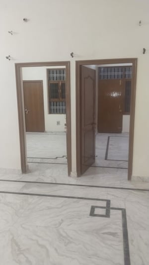 Room in 3 BHK Villa at Gomti Nagar – for Rent