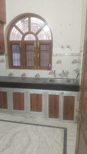Kitchen in 3 BHK Villa at Gomti Nagar – for Rent