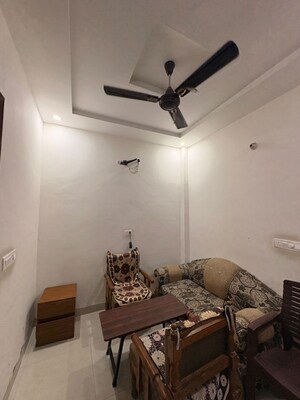 Team Area in 2 BHK Apartment at Penta Homes, Vip Road – for Rent
