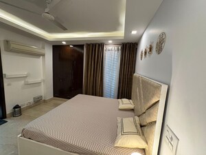 Team Area in 3 BHK Builder Floor at Greater Kailash I – for Rent