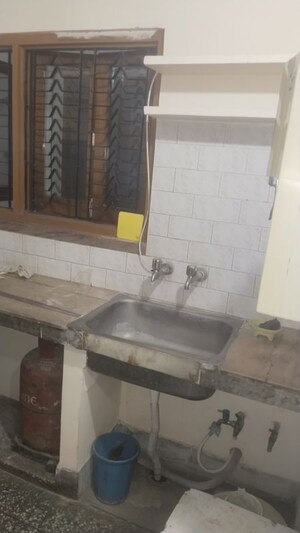 Bathroom in 1 BHK Builder Floor at Gomti Nagar – for Rent
