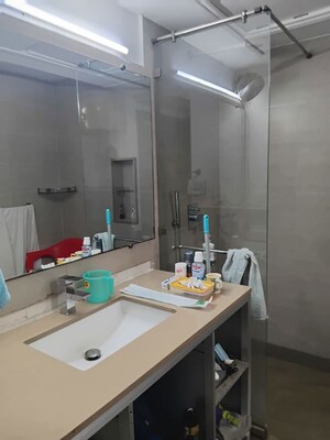 Team Area in 3 BHK Builder Floor at Greater Kailash I – for Rent