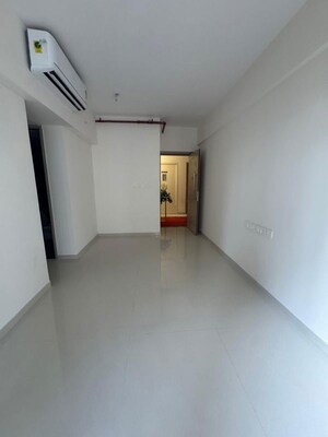 Room in 1 BHK Apartment at Vihang Valley Pearl, Kasarvadavali – for Rent