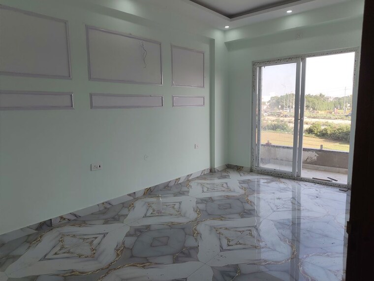 Room, vaidpura 3 Bedroom 1550 Sq.Ft. Apartment In Vaidpura Greater Noida 10779373