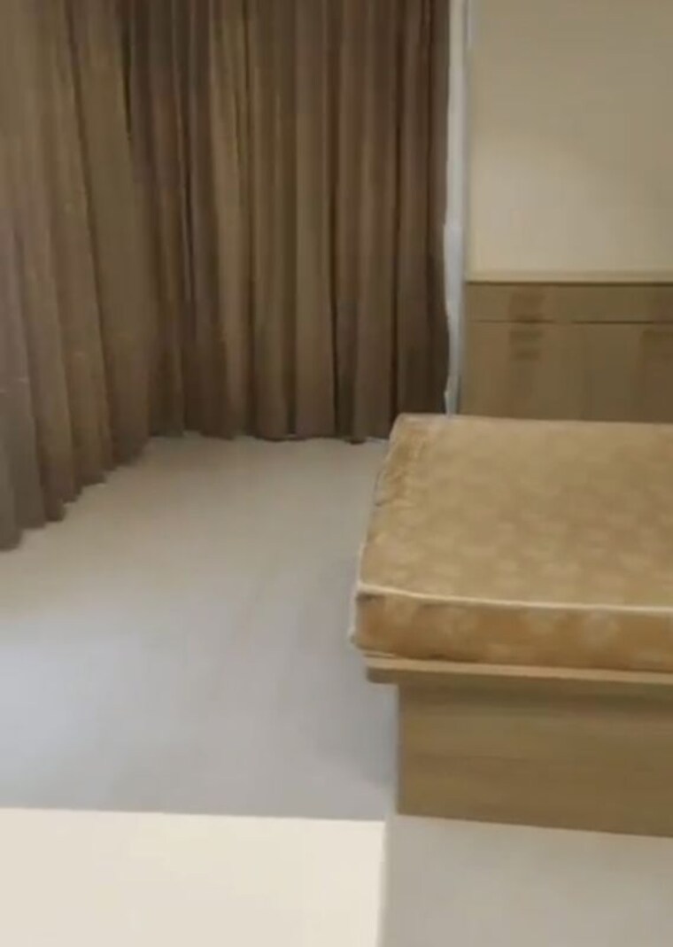 Bedroom, joy-legend 3 Bedroom 1515 Sq.Ft. Apartment In Khar West Mumbai 10779364