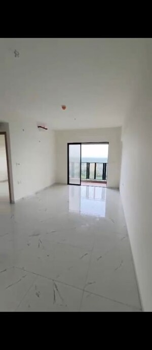 Room in 2 BHK Apartment at Mahindra Nestalgia, Pimpri – for Rent
