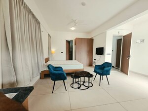Room in 1 BHK Apartment at Indiranagar – for Rent