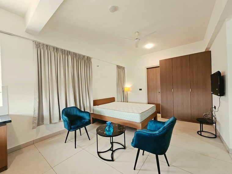 Living Room, indiranagar 1 Bedroom 600 Sq.Ft. Apartment In Indiranagar Bangalore 10779430