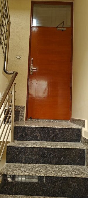 Furnished Amenities in 2 BHK Builder Floor at Sector 23 – for Rent