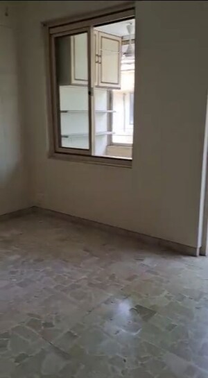 1 BHK Apartment For Rent in Churchgate
