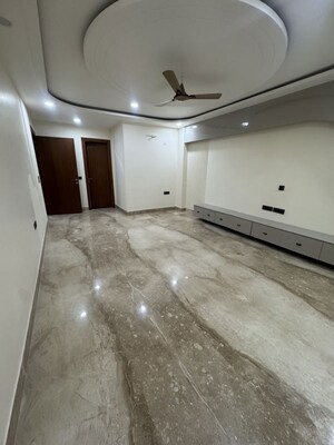 Bedroom in 4 BHK Builder Floor at Shanti Kunj – for Rent