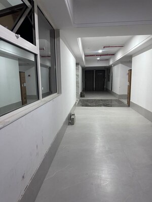 2 BHK Apartment For Rent in Raymond Aashiyana, Vartak Nagar
