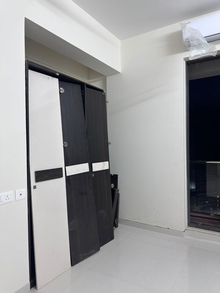 Room, raymond-aashiyana 2 Bedroom 650 Sq.Ft. Apartment In Vartak Nagar Thane 10779492