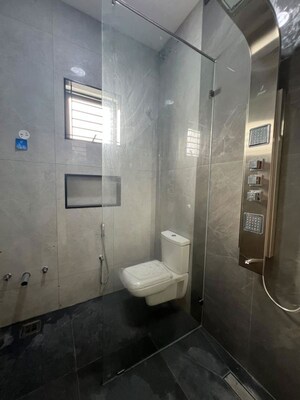 Bathroom in 3 BHK Villa at Saravanampatti – for Sale