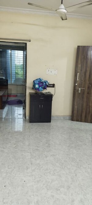 Room in 1 BHK Apartment at Kopar Khairane – for Rent