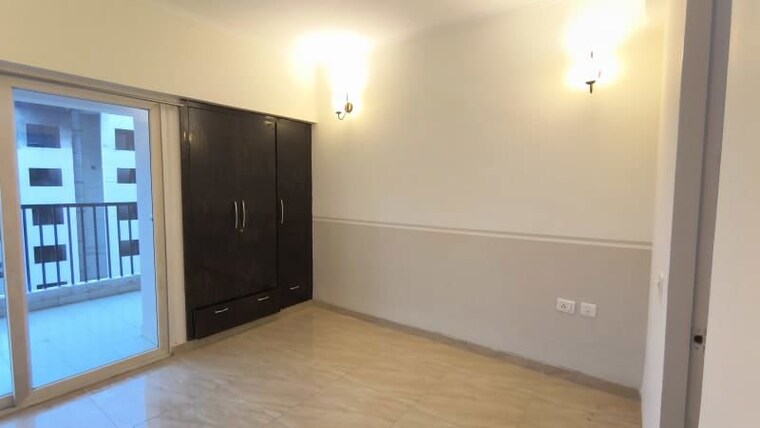 Room, gaur-city-2-14th-avenue 3 Bedroom 1300 Sq.Ft. Apartment In Sector 16c Greater Noida Greater Noida 10779549