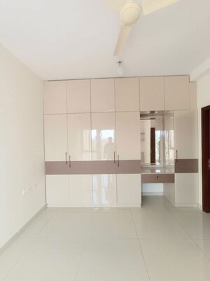 Room in 3 BHK Apartment at The Prestige City, Sarjapur Road – for Rent