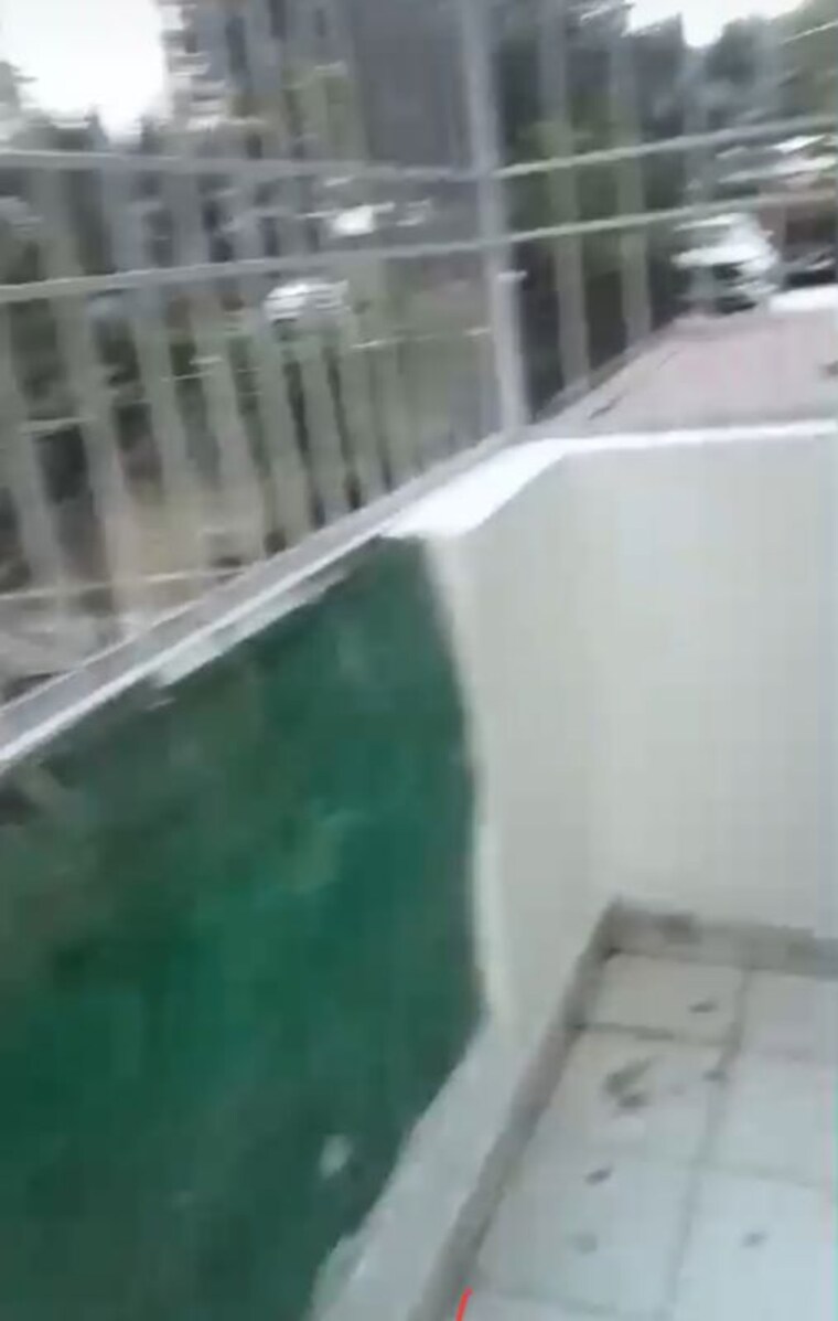 Balcony, amrapali-royal 2 Bedroom 967 Sq.Ft. Apartment In Vaibhav Khand Ghaziabad 10779579