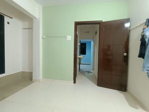 Room in 2 BHK Apartment at Padmashri CHS Nerul, Seawoods Sector 44a – for Rent