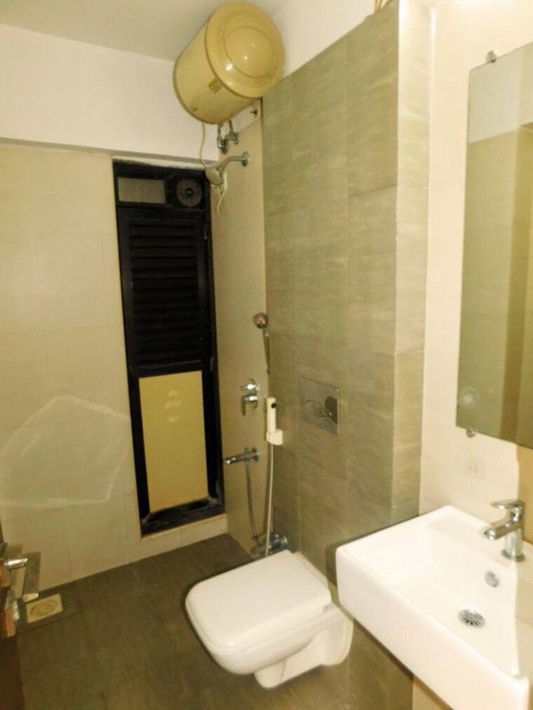 Bathroom, kanakia-rainforest 2 Bedroom 698 Sq.Ft. Apartment In Andheri East Mumbai 10779588
