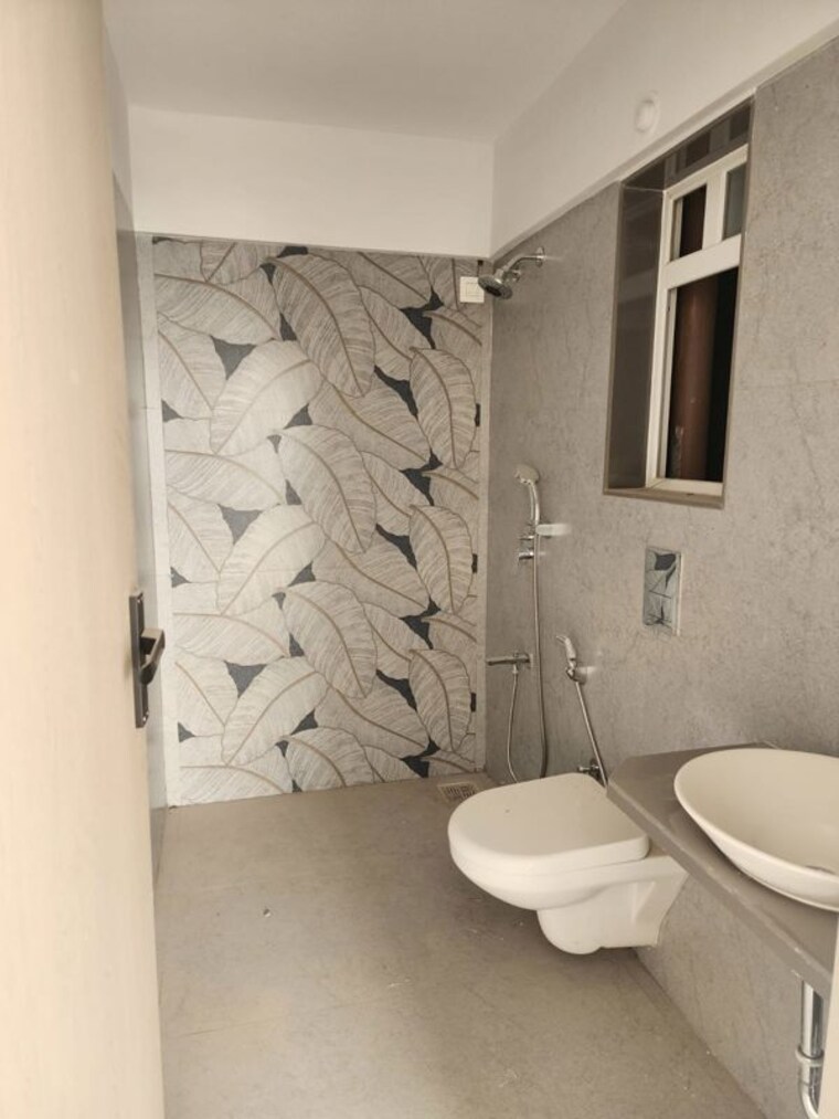 Bathroom, asshna-seabliss 3 Bedroom 1296 Sq.Ft. Apartment In Versova Mumbai 10779593