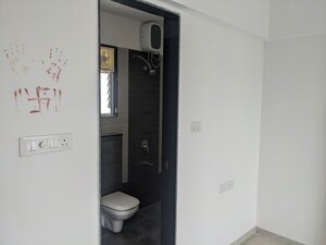 Room in 2 BHK Apartment at RR Lunkad 66 Avenue, Pimple Nilakh – for Rent