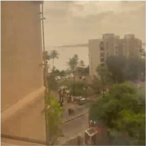 Balcony in 3 BHK Apartment at Everest Apartment Andheri, Andheri West – for Rent