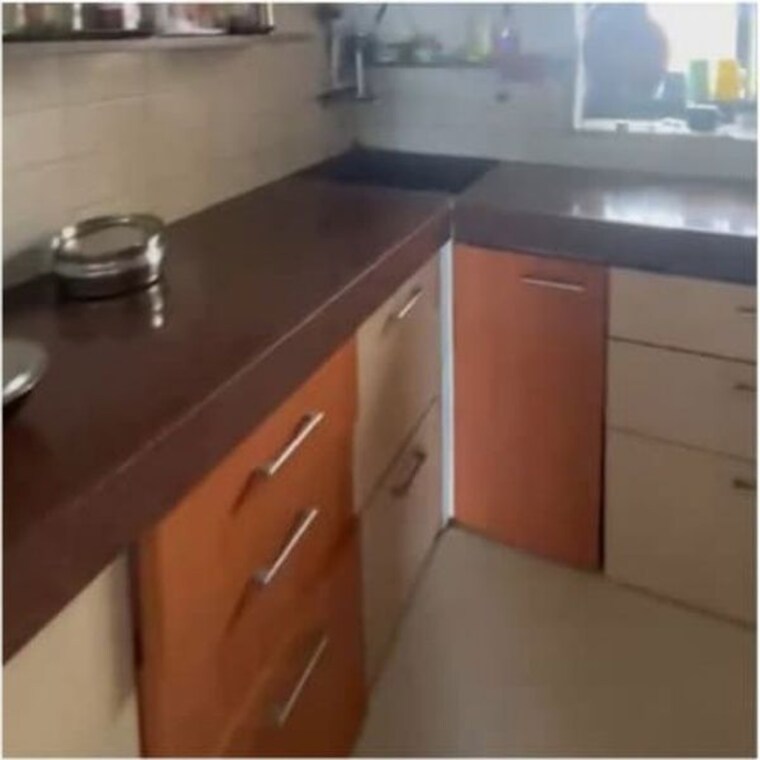 Kitchen, everest-apartment-andheri 3 Bedroom 1100 Sq.Ft. Apartment In Andheri West Mumbai 10771128
